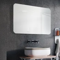 Rounded corner mirror