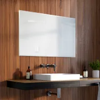 Bevelled rectangular mirror