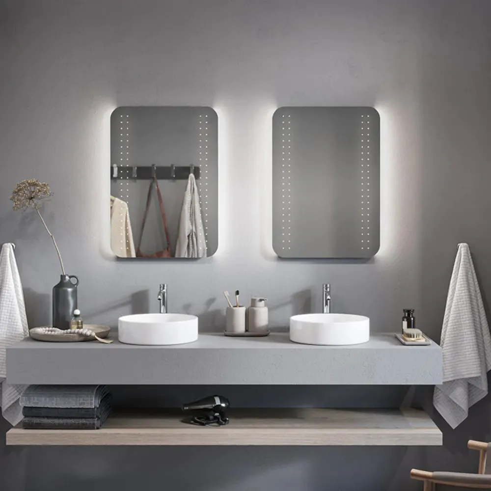 LED mirror point from the Stars series with a modern and delicate design. Perfect