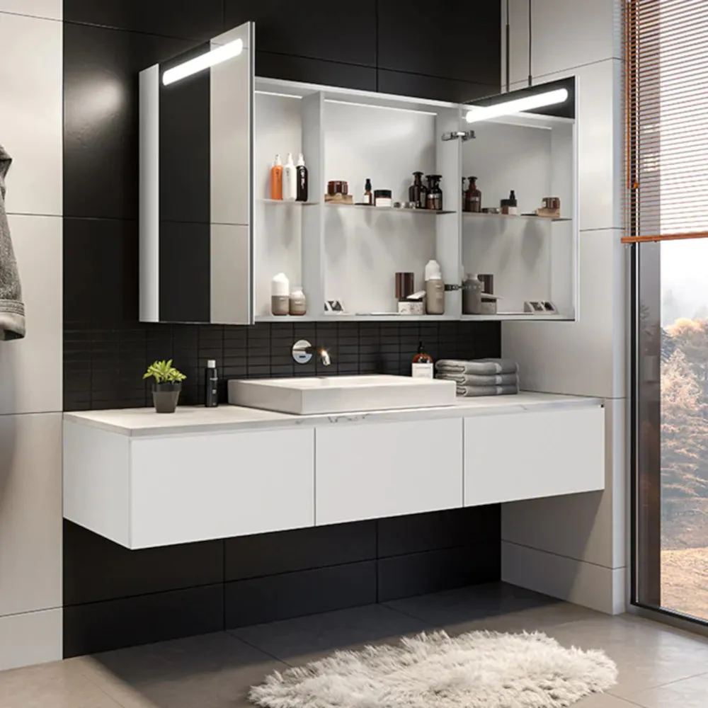 mirror cabinet with light strips