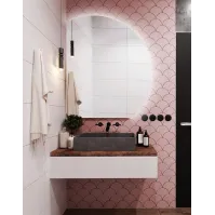 Runder Spiegel mit klaren Linien