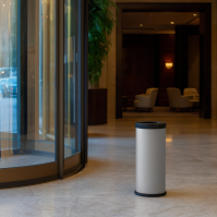 Grauer, feuerfester 25-Liter-Abfallbehälter, Vorderansicht, robuster Stahl